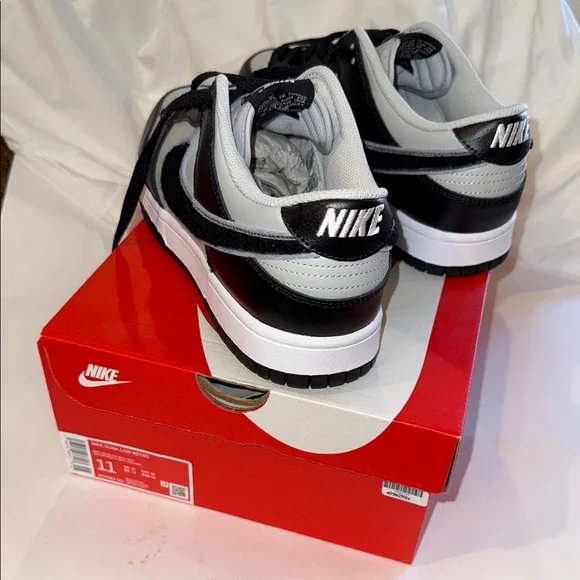 Nike Dunk Low Retro 
Grey fog/black -wolf grey - Picture 8 of 12